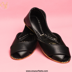 Koh-e-Syah (Ladies)