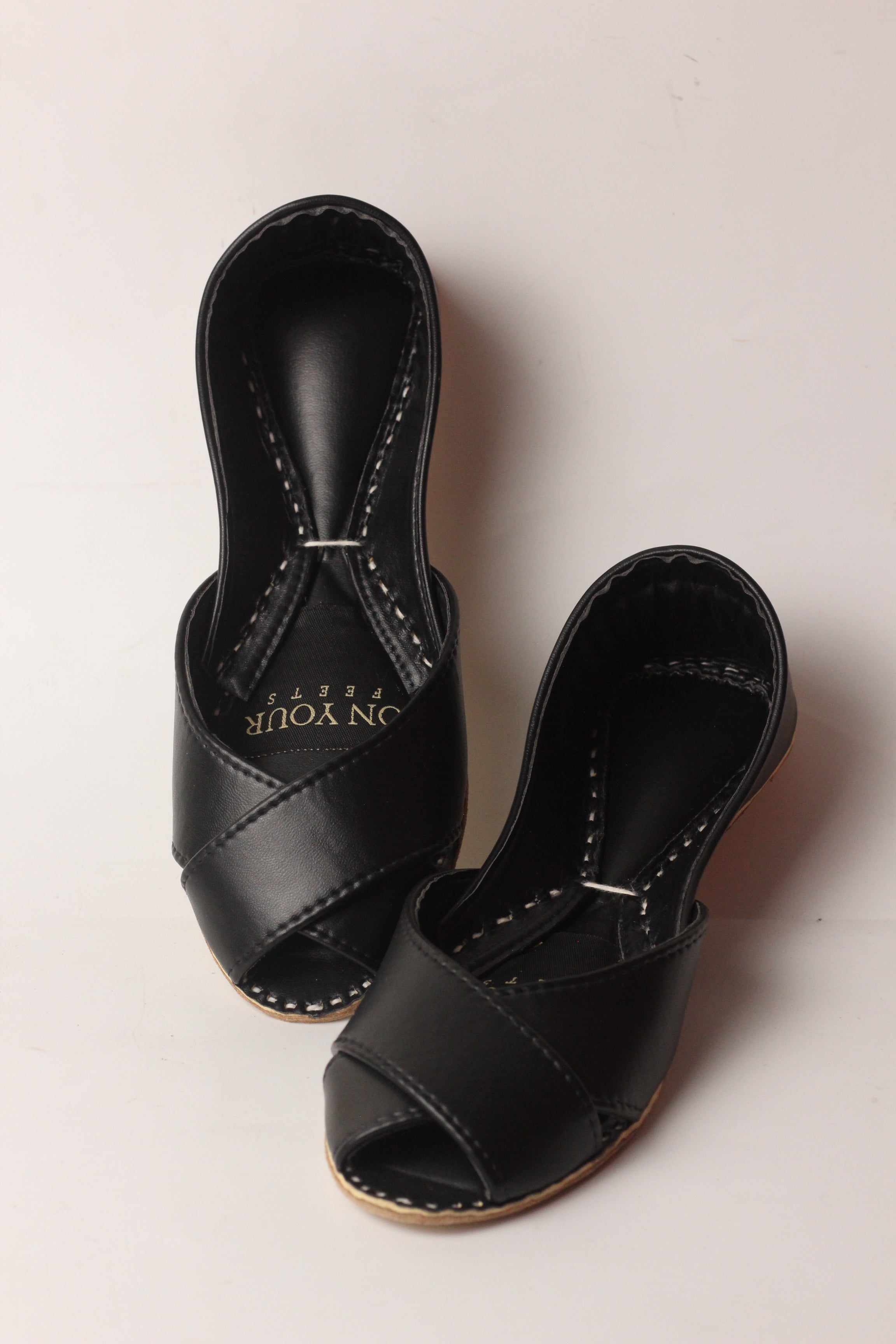 Koh-e-Syah (Ladies)